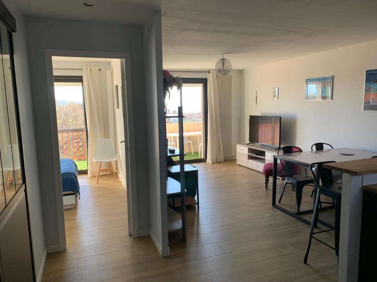 Plage A Pied A 3 Mns Apartment La Seyne-sur-Mer Exterior photo